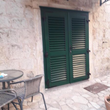 Room Ami Kastela Bagian luar foto